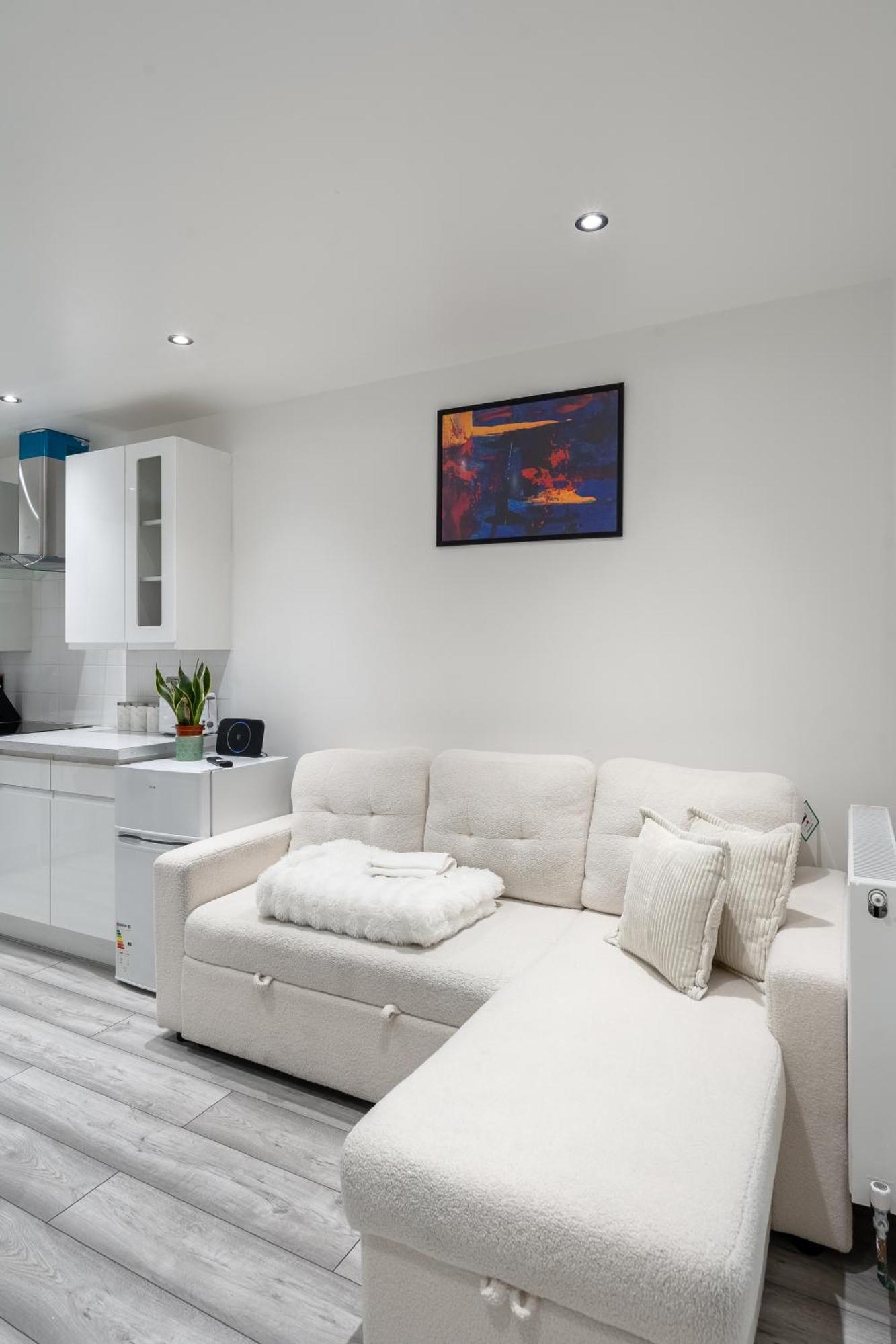 Beautiful Flat Near Central London - Entire Flat - Equipped Kitchen - Private Bathroom Εξωτερικό φωτογραφία