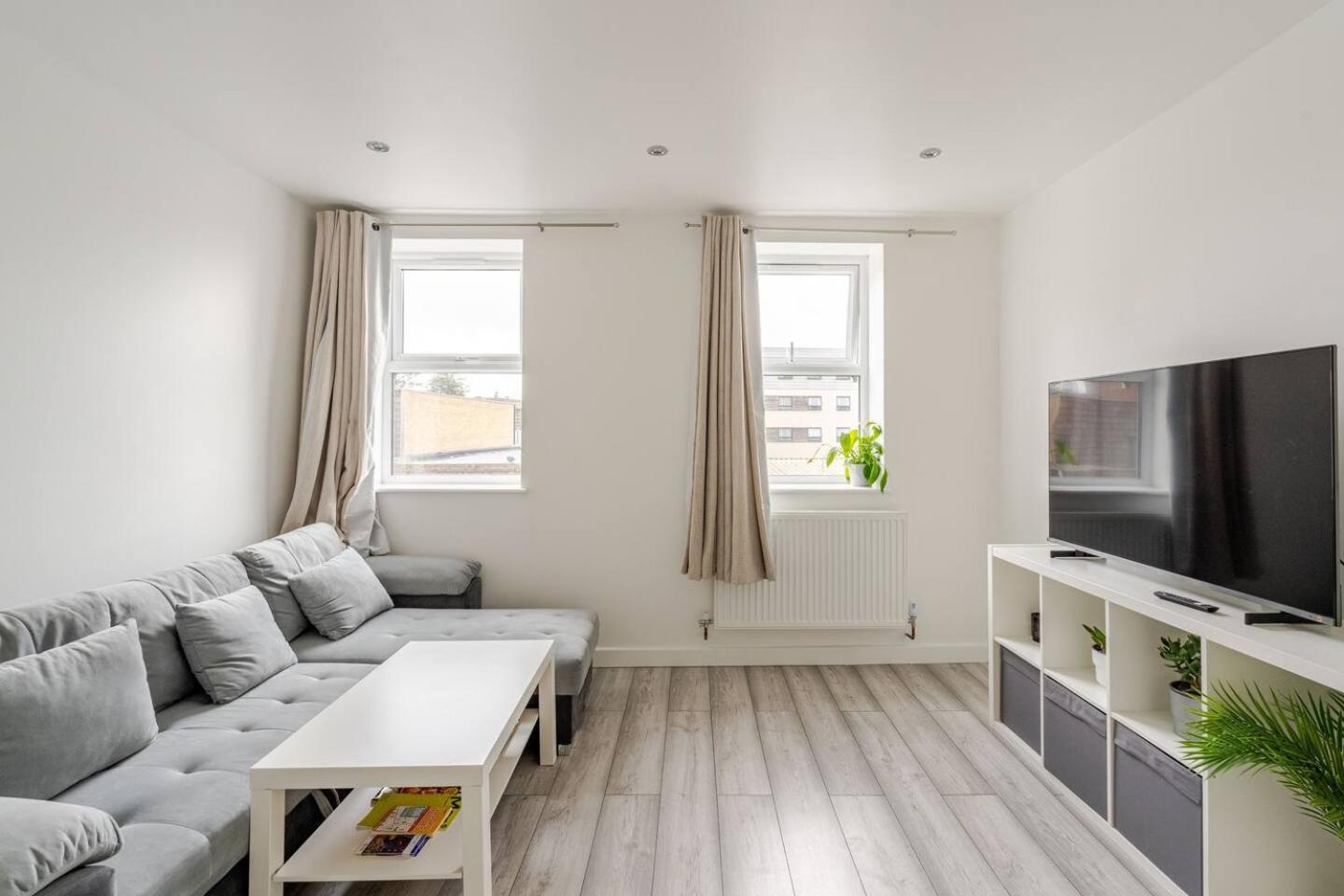 Beautiful Flat Near Central London - Entire Flat - Equipped Kitchen - Private Bathroom Εξωτερικό φωτογραφία